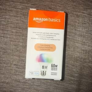 Amazon Basics Smart A19 LED Light Bulb, Color Changing 60W equi Alexa